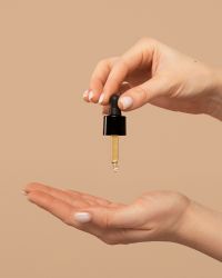 Soothing Shield – Botanical Recovery Oil
